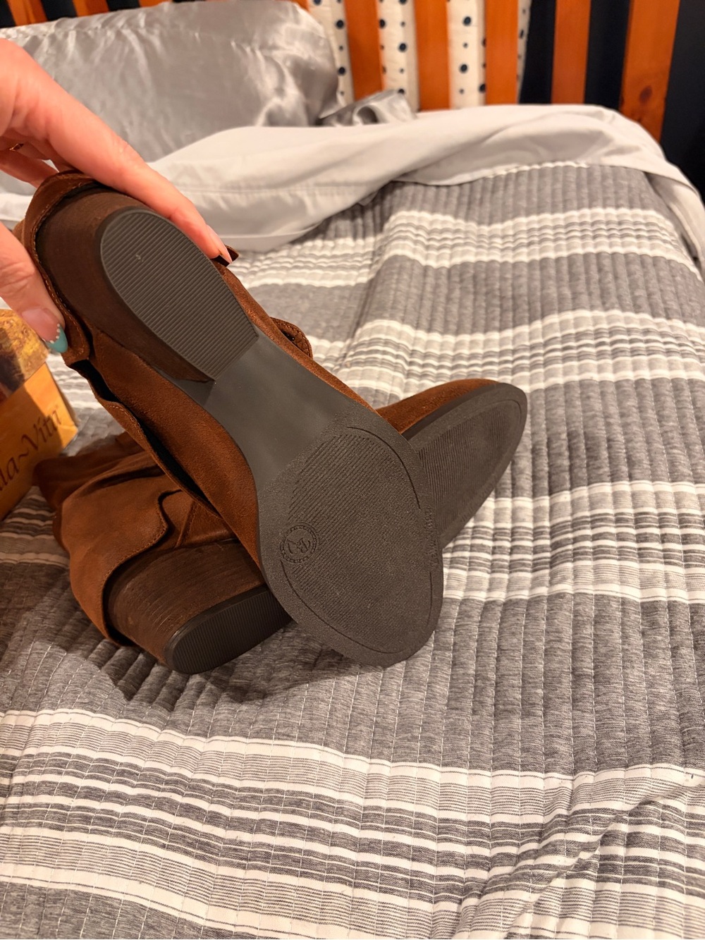 Brand New Bella Vita Twyla Size 11w Brown Fold over Slouchy Ankle Boots - Picture 10 of 12